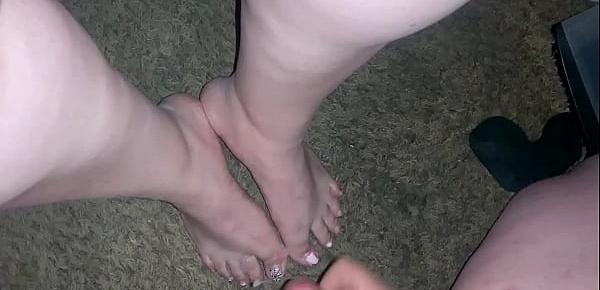  Cumshot on sexy latina feet toes compilation (Cum on feet cumpilation) quick cuts